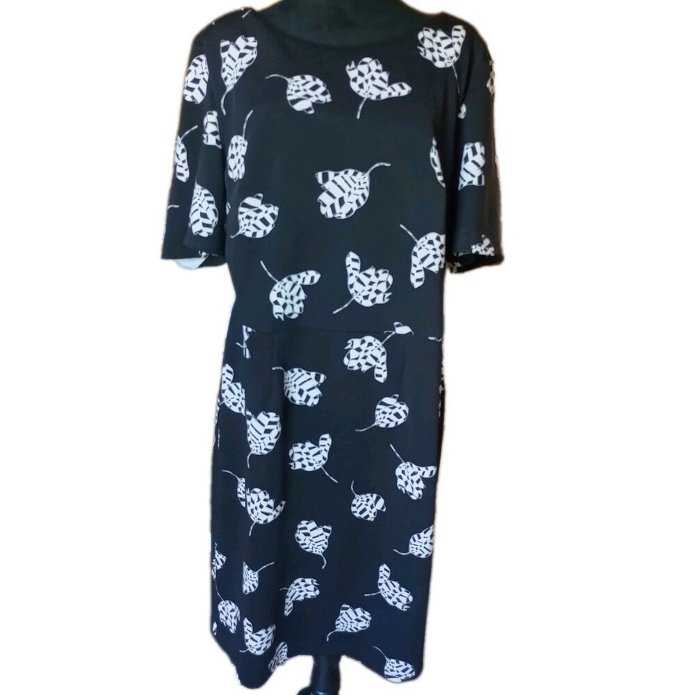Vince Camuto Women's XL Blue & White Floral Short Sleeve Professional Midi Dress